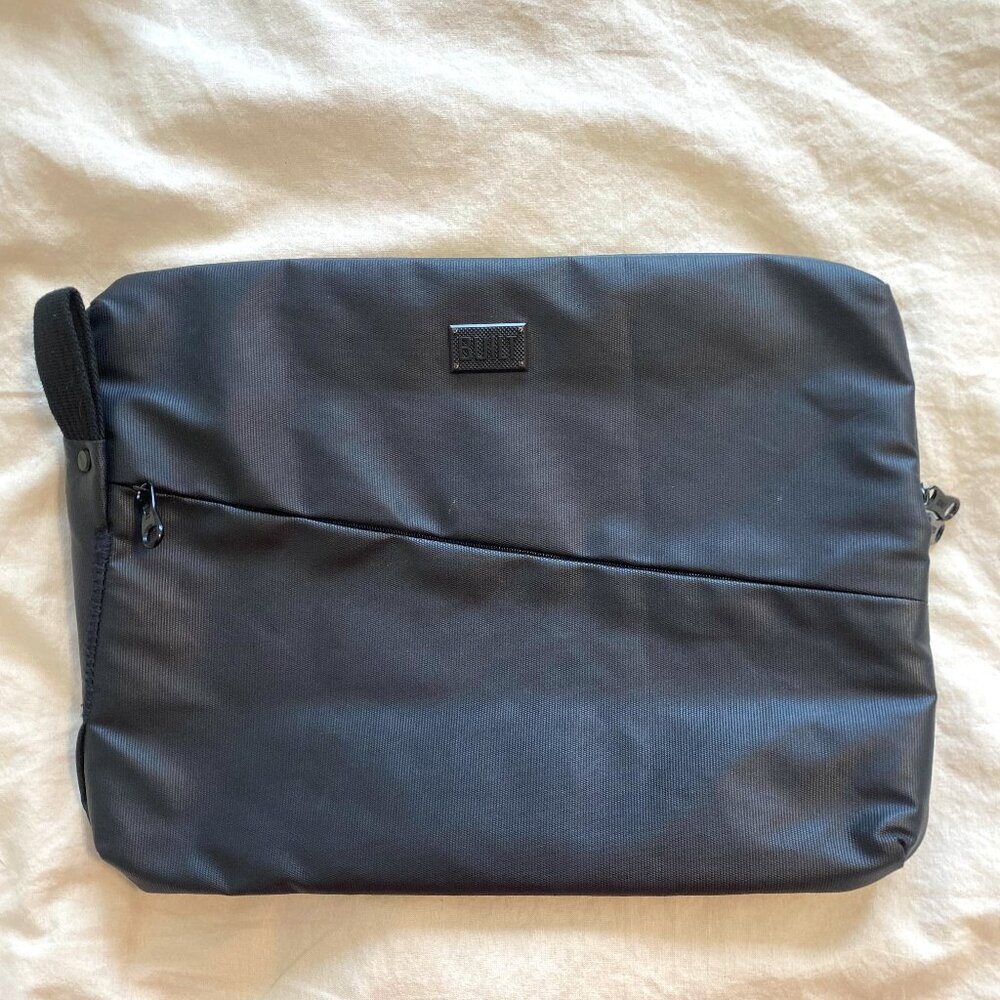 Built City Collection Laptop Sleeve for 13-inch‎ Laptop Black